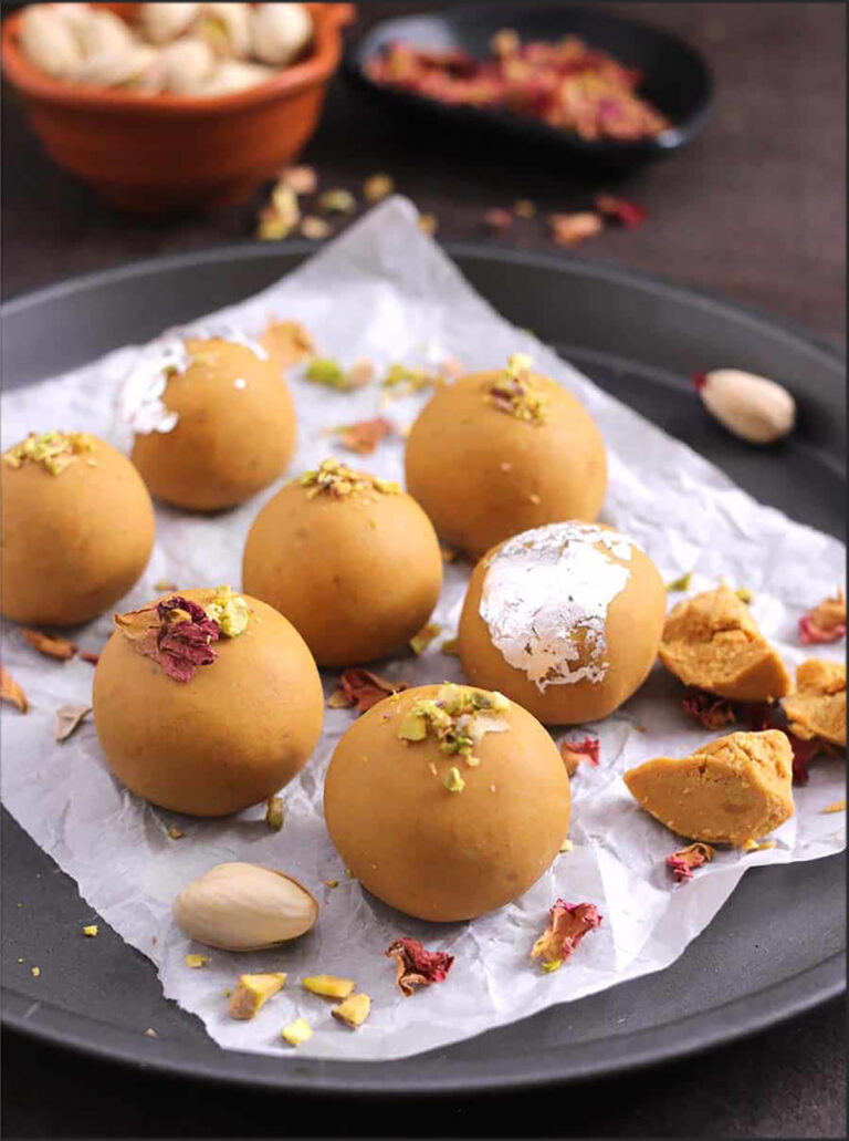 Besan Ladoo Package